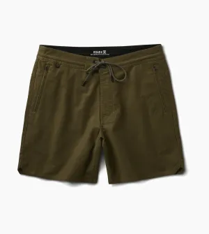 Layover Traveler Shorts 17"